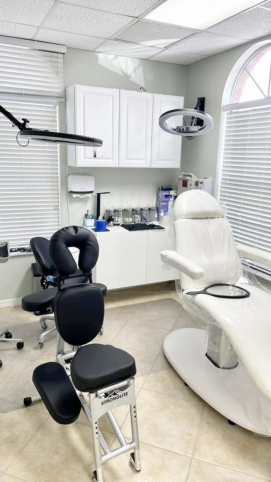 SMP NYC clinic treatment room